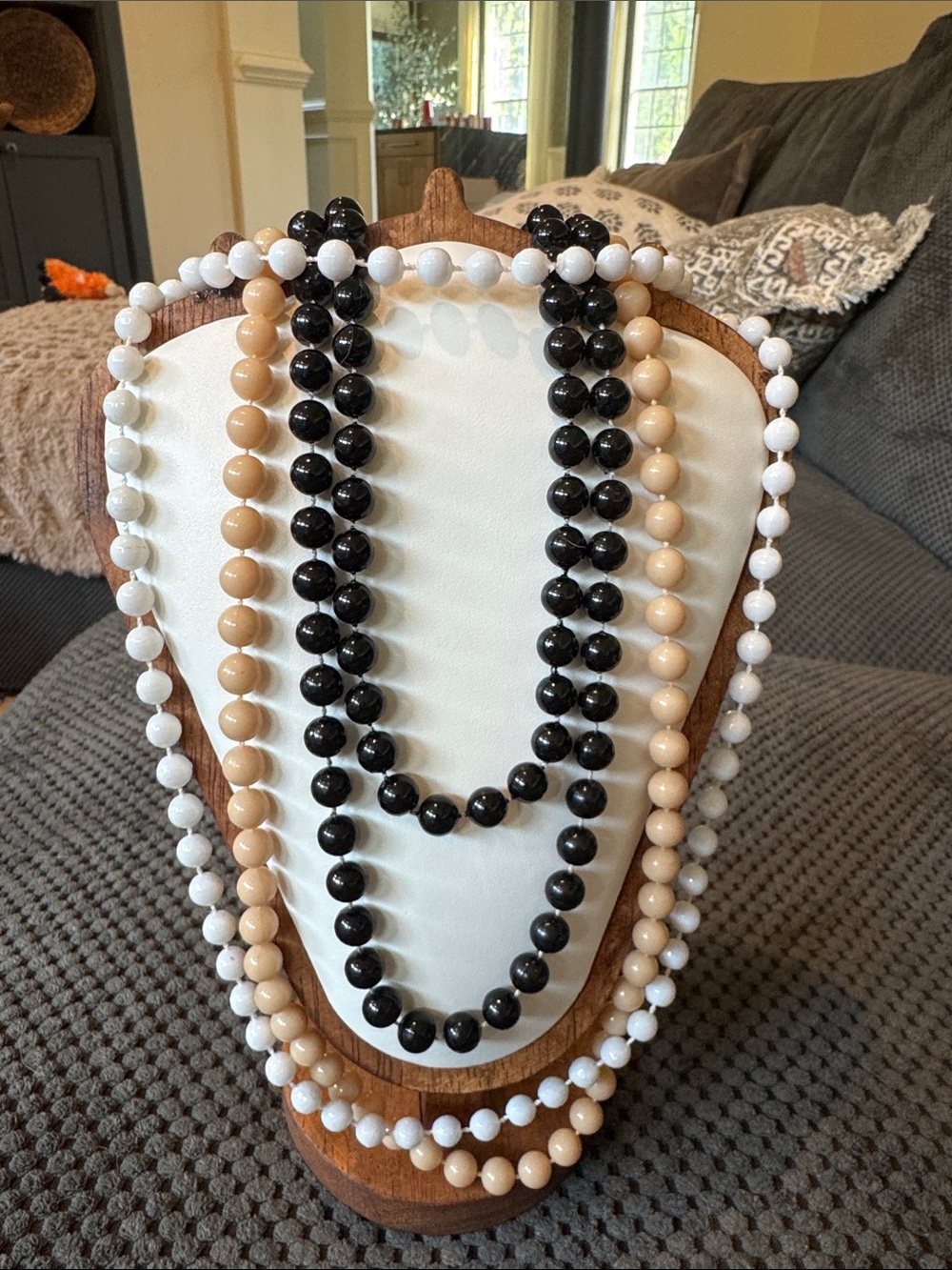 Elegant beaded/acrylic Necklaces – Black, Cream & White